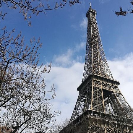Charmant Appartement Proche De La Tour Eiffel Paris Exterior foto